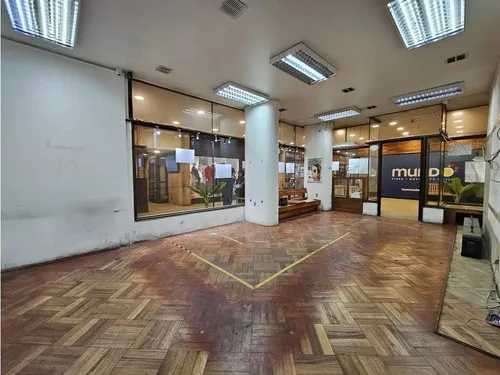Local con acceso universal en zona de alto flujo (186921)