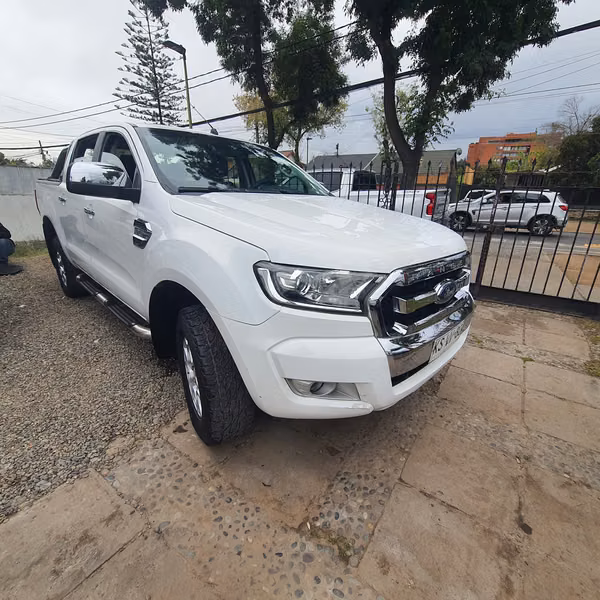 FORD RANGER XLT 3.2cc DIESEL , 139.000KM , OPORTUNIDAD, EXTRAORDINARIA