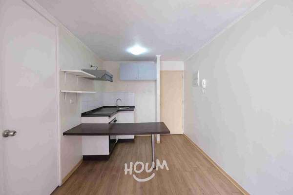 Departamento en Avenida María Rozas Velásquez