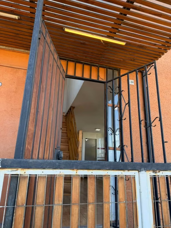 arriendo departamento dublex en los alamos de la cruz