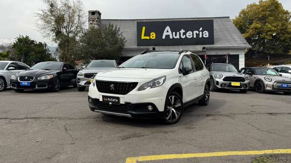 Peugeot 2008 GT 1.2 PURETECH 110 EAT6 (2018)