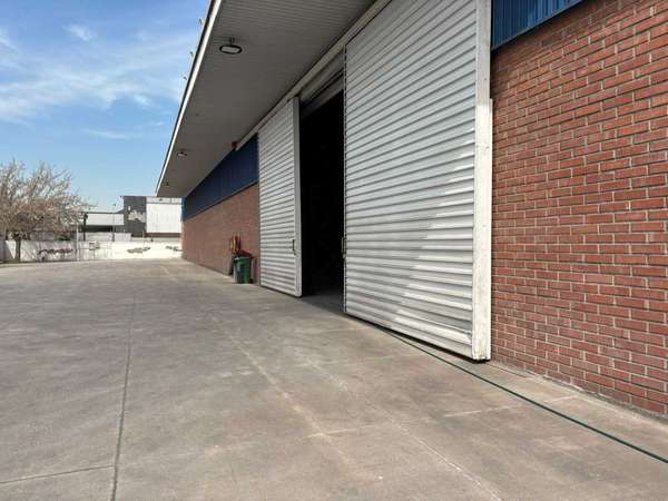 Amplia Bodega industrial,2150m2, Macul (187234)
