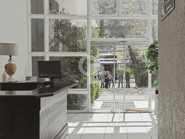 Venta Oficina Roger de Flor / Luz y Gran Ubicación CBG