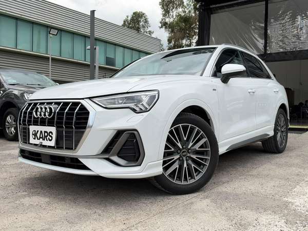 AUDI Q3  2023