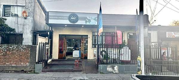 PROPIEDAD COMERCIAL CON LOCALES EN FUNCIONAMIENTO EN PENCO