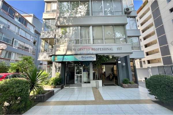 Arriendo oficina dental providencia