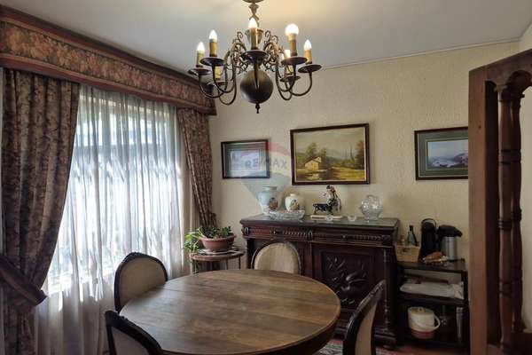 Casa espaciosa en ñuñoa: 4d+2b+estac. ¡visítela!