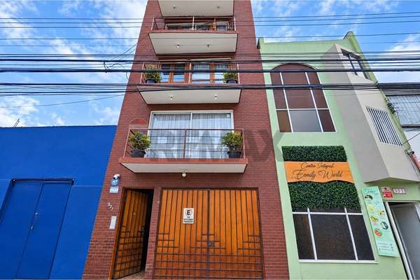 Edificio ideal inversión con 2 duplex  central