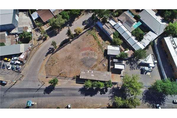 Se arrienda terreno 1.215 m2 - talca