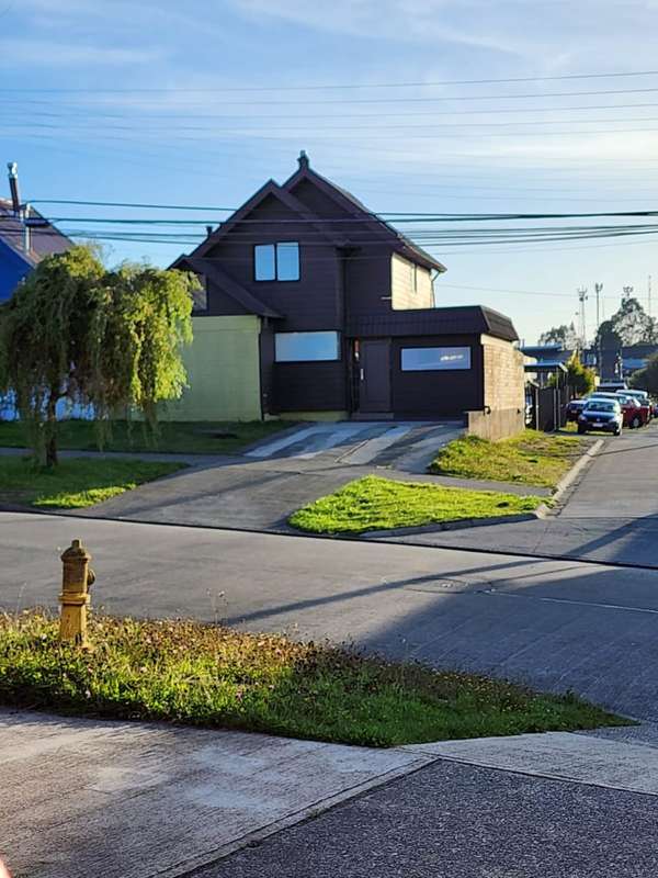 ARRIENDO AMPLIA CASA EN MIRADOR DE LA BAHIA PUERTO MONTT