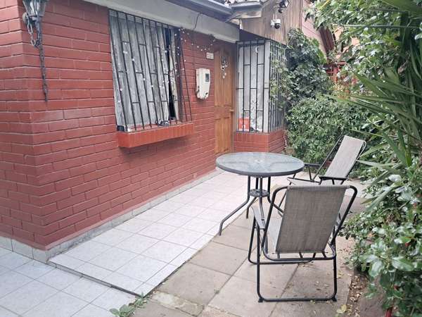 GRAN OPORTUNIDAD CASA 4 DORMITORIOS, PARA REMODELAR