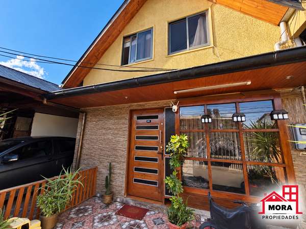 CASA QUILICURA A PASOS METRO LO CRUZAT ESPECIAL FAMILIA
