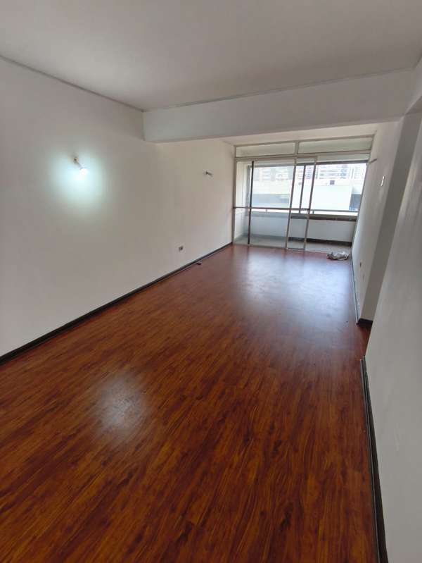 OPORTUNIDAD STGO CENTRO 2D 1B 70M2 TOTALES - METRO STA LUCIA