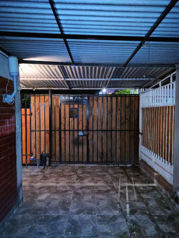 VENTA CASA 2 PISOS, 3D, 1B, 3E,  74 M2 UTILES, 81 M2 TERRENO