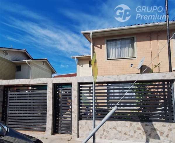 Amplia Casa en Buin 4D+2B+1EST., Cocina y Baños Remodelados