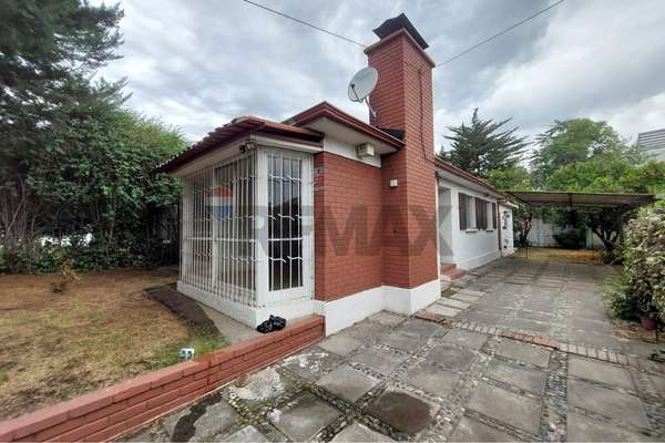 Venta casa 4 dormitorios 3 baños las condes