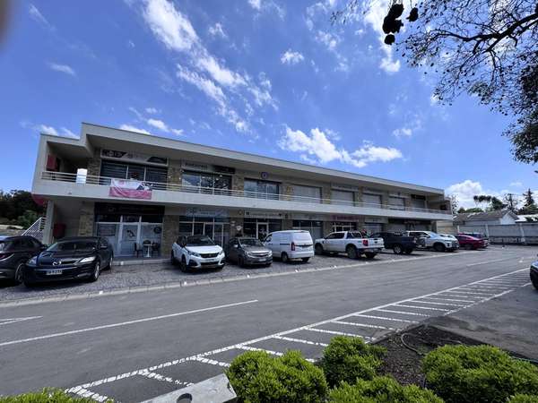 Local comercial Linderos 42 m2 en 2° piso (187935)