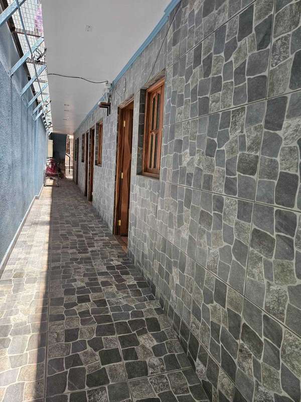 En arriendo casa de 3 pisos nueva para 23 person (187979)