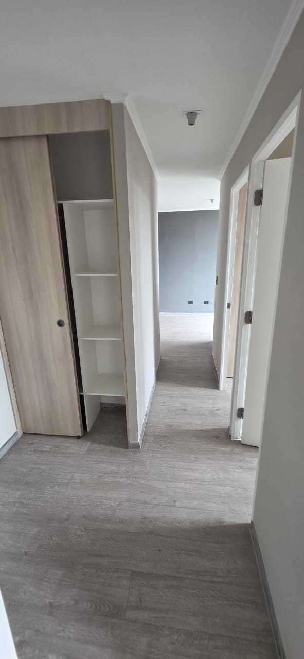 Luminosa Vivienda en Sector Privilegiado (187980)