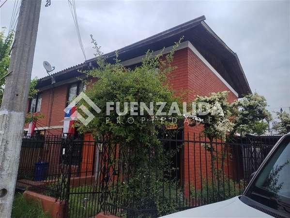 Casa en venta de 3 dorm. en La Florida