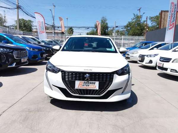 Peugeot 208 2021