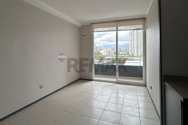 Arriendo depto 2d 1b con balcón, san joaquín