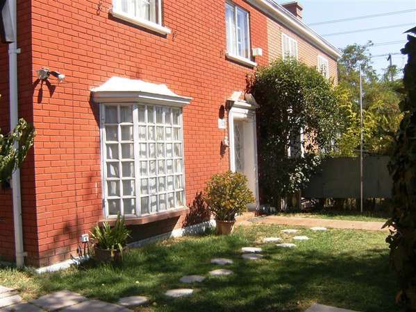Casa en arriendo en Las Condes
