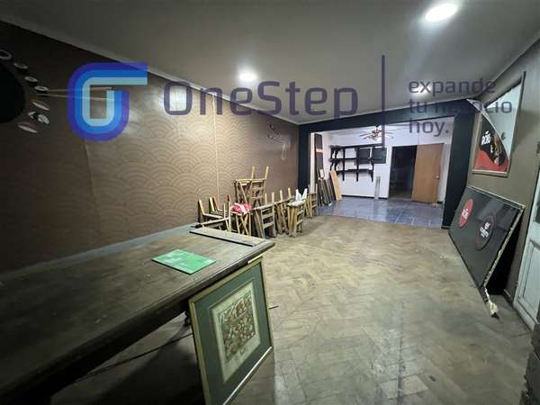 Propiedad comercial precio rebajado respecto a tasación banc