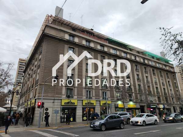 DEPTO U OFICINA 4D 128M2 TERRAZA 27M2 METRO UC