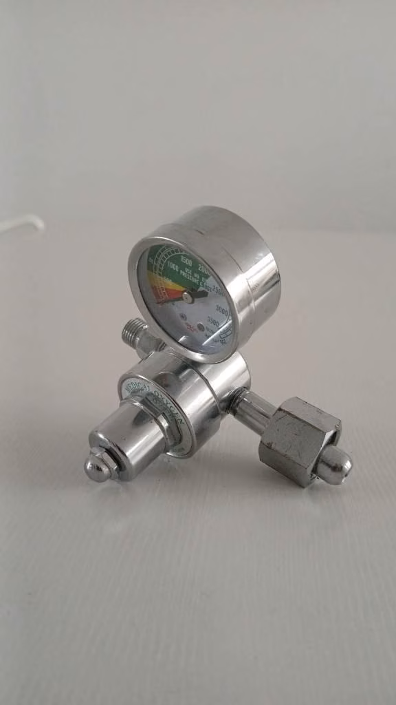 Regulador De Oxigeno Material Latón Biorohm