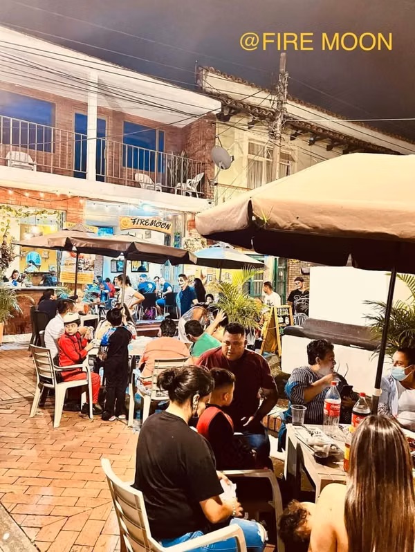 ¡RESTAURANTE ACREDITADO EN VENTA EN LA MESA CUNDINAMARCA