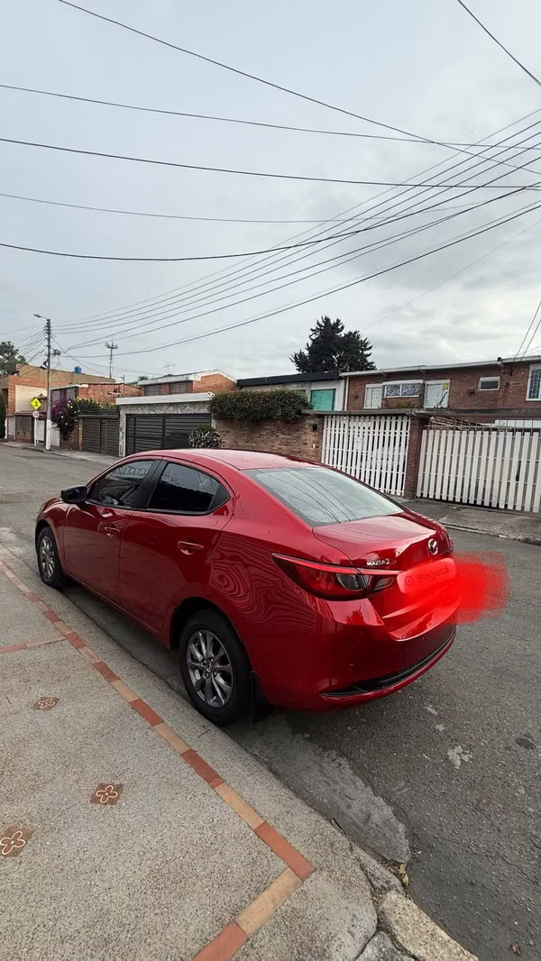 Mazda 2 sedan touring , ÚNICO DUEÑO 