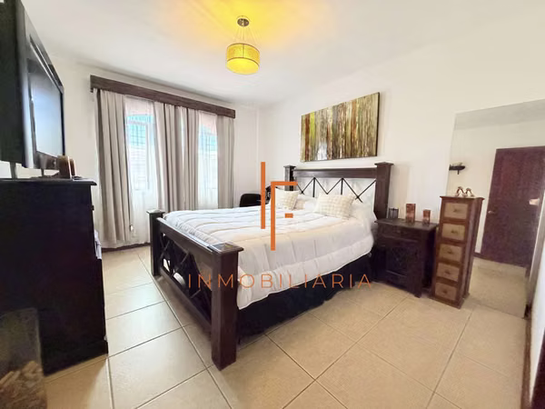 Venta de Casa en Residencial,  Ayarco a 4 min Walmart Curridabat