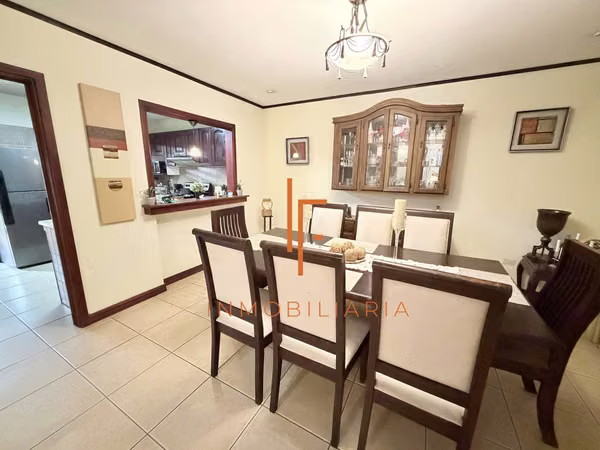 Venta de Casa en Residencial,  Ayarco a 4 min Walmart Curridabat