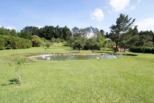 Beautiful property in Heredia for SALE with golf course (AD)