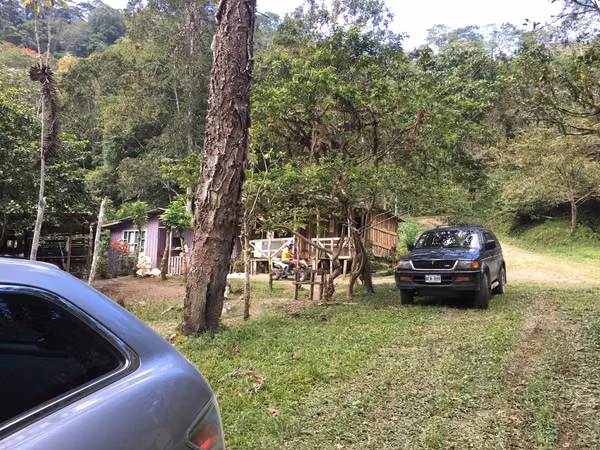Venta de finca en Turrialba, Paso Marcos