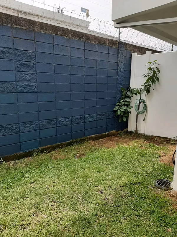 Se Vende Casa en Condominio Terra Azul # 1 en San Pablo de Heredia