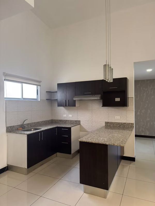VENTA CONDOMINIO LOS PRÍNCIPES GUACIMA