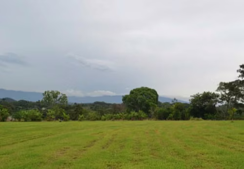 Beautiful farm in Garita, Alajuela. | F141