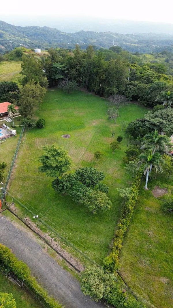 TERRENO PARA QUINTA EN TURRUCARES, ALAJUELA, COSTA RICA