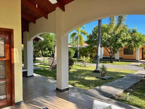 VILLA MAGNOLIA EN ALQUILER PLAYA POTRERO