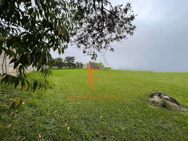 Amplia Casa y Terreno San Isidro de Heredia sobre Ruta 32