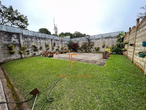 Amplia Casa y Terreno San Isidro de Heredia sobre Ruta 32
