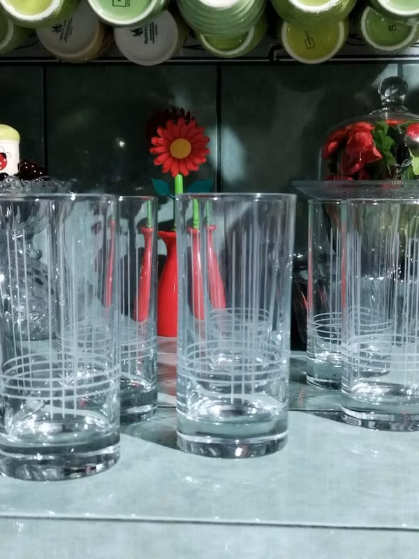 2 juegos de Vasos finos