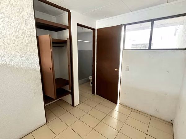 ALQUILER DE CASA INDEPENDIENTE - FRESES - CURRIDABAT