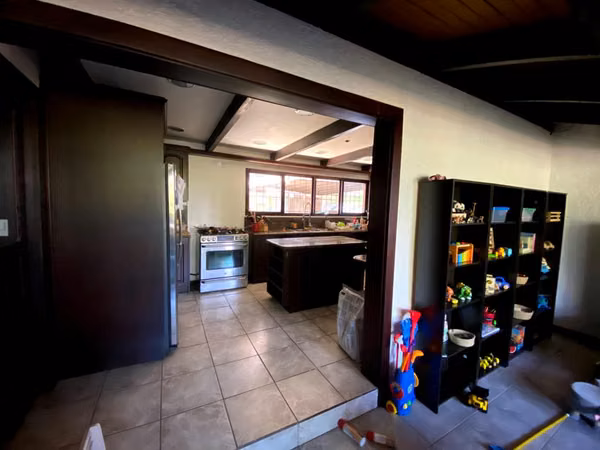 VENTA ESCAZÚ, BELLO HORIZONTE, CASA CON GRAN TERRENO