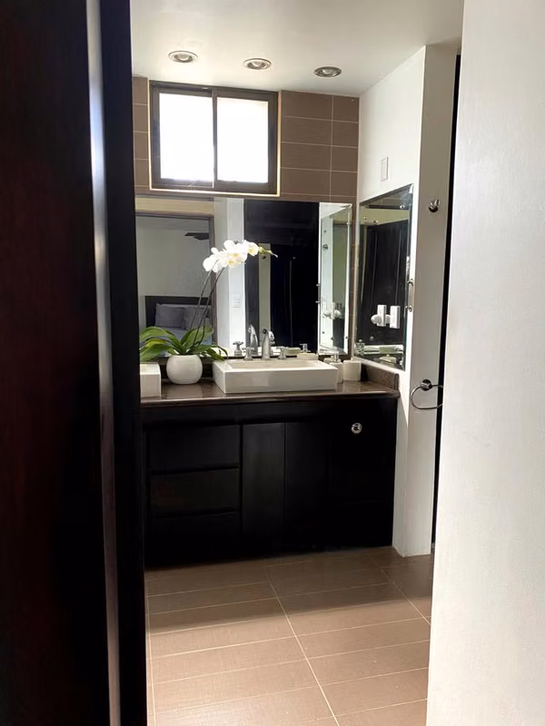 VENTA ESCAZÚ, BELLO HORIZONTE, CASA CON GRAN TERRENO