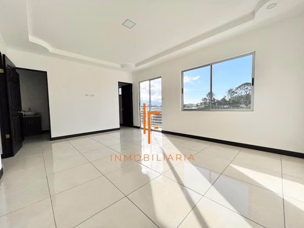 Se Alquila Moderna Casa en Condominio cerca de Curridabat