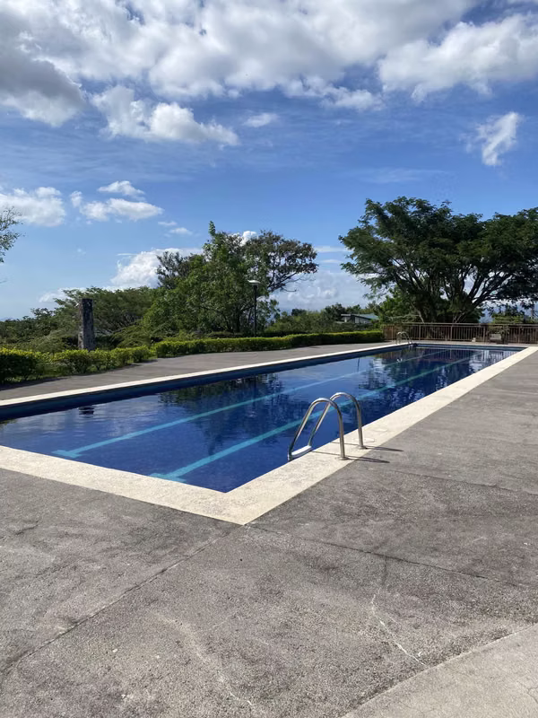 Venta de Lotes en Ciudad Colón, Condominio Hacienda los Bambués.