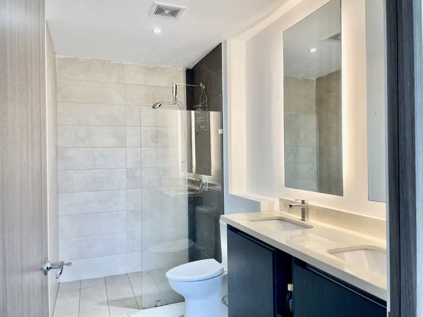 Guayabos Condominio NovaFlats - Apartamento de Lujo - Negociable